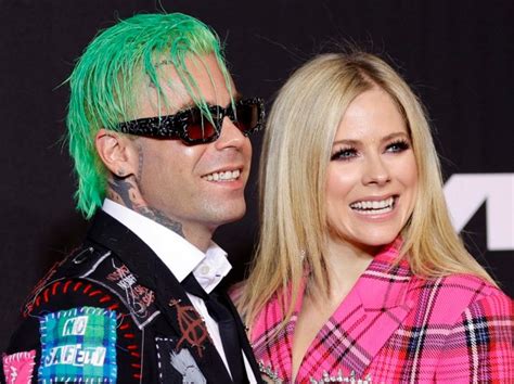 Avril Lavigne ‘calls Off Engagement To Fiancé Mod Sun Metro News