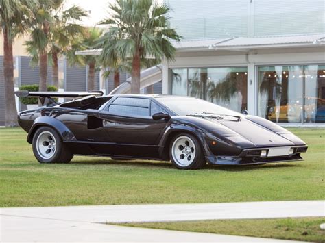 When the bright yellow prototype of the lamborghini countach lp400 was first shown to the public at the 1971 geneva motor show many wondered if designer marcello gandini had lost his mind. 1979 Lamborghini Countach LP400 S Series I by Bertone ...