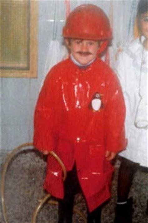 Messi also has a younger sister, maria sol. Young Leo Messi, the firefighter!!! > Barça Photo ...