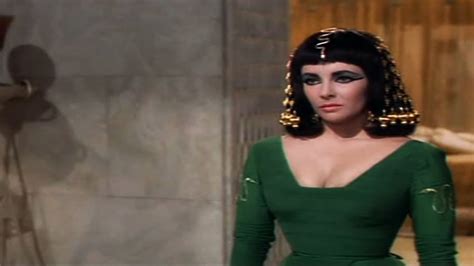 Elizabeth Taylor As Cleopatra Seated On Her Throne In Al Flickr Vlr Eng Br