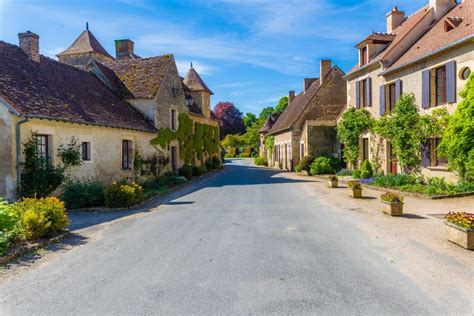 Apremont Sur Allier Un Des Plus Beaux Villages De France Val De Loire