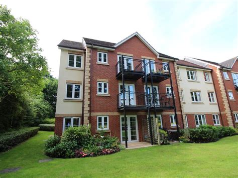 1 Bed Flat For Sale In Pegasus Court 83 Silver Street Nailsea North