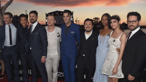 Star Trek Beyond Cast Honors Late Co Star Anton Yelchin At Comic Con