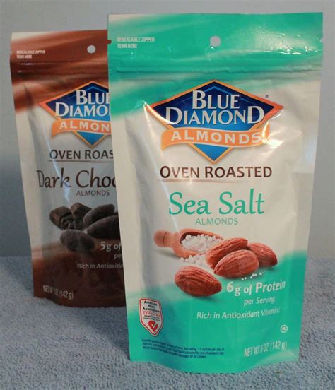 Blue diamond dark chocolate almonds, 24 nuts. Momma of Two Review: Review of Blue Diamond Almonds : Sea ...