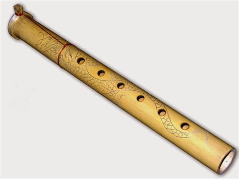 Berbagai macam alat musik tradisional dari jawa tengah yang hingga sekarang ini masih dilestarikan atau dijaga dengan cara dimainkan serta diperbaruinya alat tradisional tersebut tanpa mengurangi atau menambah bentuk dan bunyinya. Alat musik tradisional Jawa Tengah yang paling populer