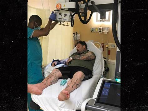 Bam Margera Breaks Wrist While Skateboarding No Pain Meds Celebrity