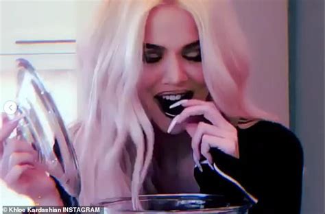 Khloe Kardashian Enjoys Cheat Day As She Treats Herself To Oreo During