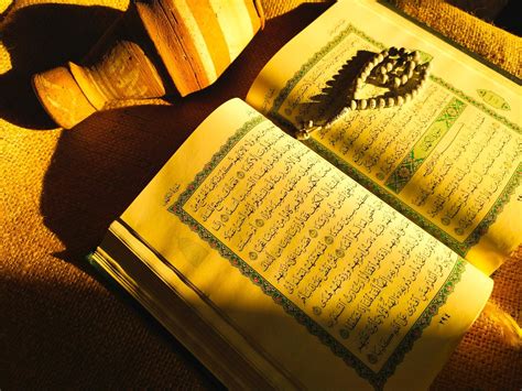 وَهَيِّئ لَنا مِن أَمرِنا رَشَدًا. Quran Surah Al Kahfi 1-10 Arab, Latin dan Terjemahan ...