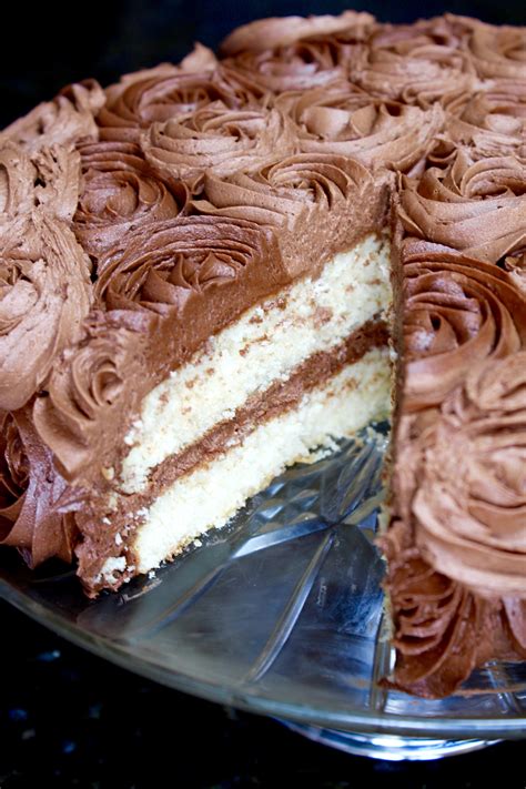 White Butter Cake With Chocolate Buttercream Frosting