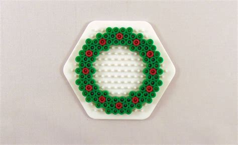 Perler Bead Christmas Wreath Easy Perler Bead Patterns Melty Bead