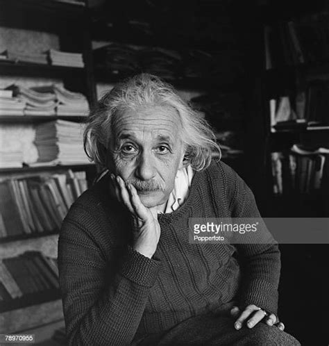 Albert Einstein Photo Photos And Premium High Res Pictures Getty Images