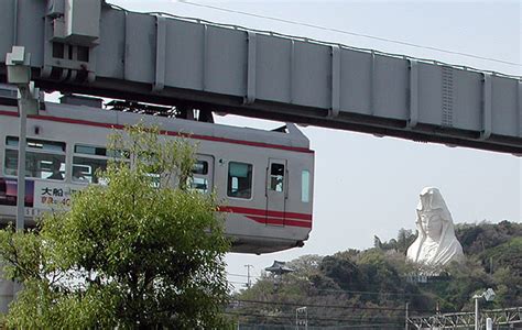 It is being constructed as part of the delhi metro phase iii network development plan. Shonan Monorail Photo Essay - page one