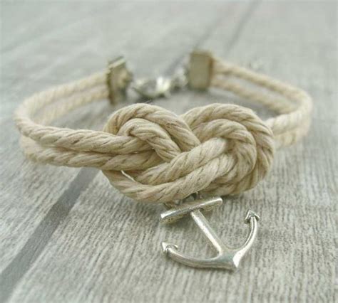 Ein bisschen glamour am handgelenk schadet eigentlich nie. Pin von maria rossi auf bracciali | Armband selber machen ...