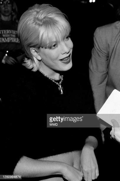 Tori Spelling 1994 Photos And Premium High Res Pictures Getty Images