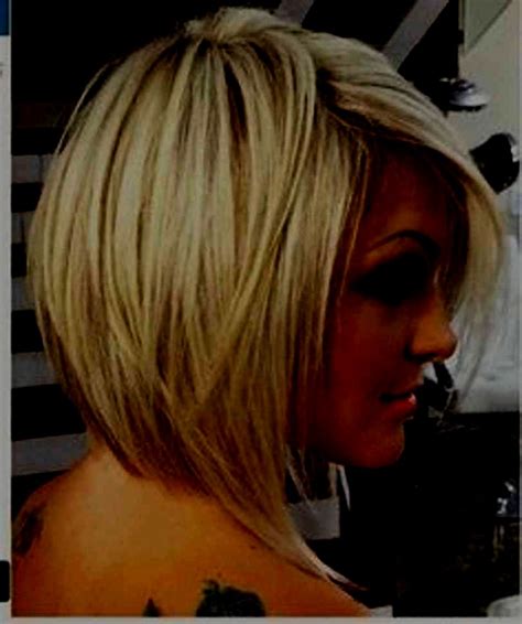 Facebook'ta mina coiffure/ prothésiste ongulaire'nin daha fazla içeriğini gör. 2018 Photos Modele Coiffure Carre Court Plongeant ...