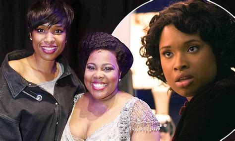 Jennifer Hudson Meets Amber Riley At Dreamgirls In London Daily Mail Online