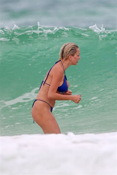 Caroline Vreeland Bikini Malfunction At The Beach In Tulum Hot