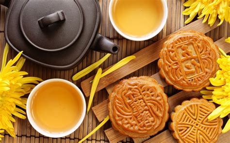 Chinese Mid Autumn Festival And Moon Cakes