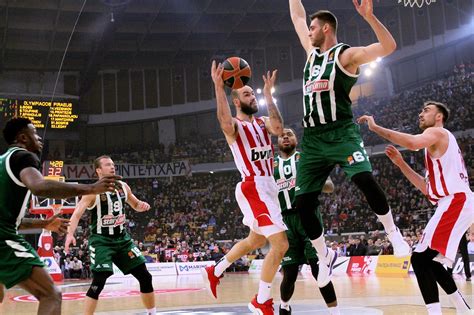 After a season with houston of the nba, spanoulis played three more seasons with panathinaikos; Olympiacos Piraeus vs. Panathinaikos OPAP Athens - Game