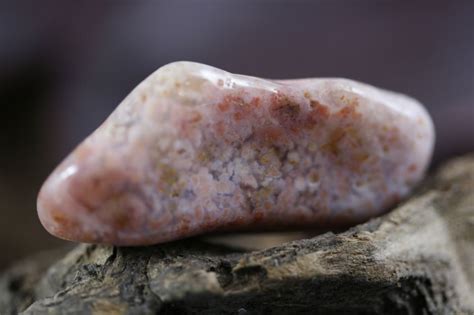 Pink Moss Agate | Moss agate, Crystals and gemstones, Energy crystals