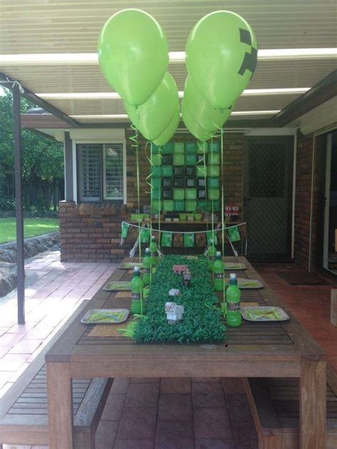 If your son or daughter is not sold on a minecraft birthday party yet, then check out some of these popular party themes Pin on Table Settings
