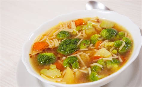 Receta De Sopa De Verduras Con Fideos Unareceta Com