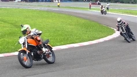 Download koleksi 79 modifikasi motor vespa racing terbaru via cerminmodifikasi.blogspot.com. Foto Modifikasi Motor Rx King Road Race Terkeren Dan ...
