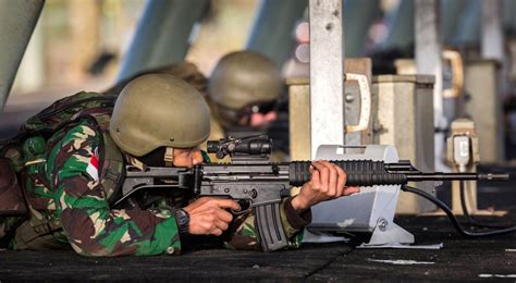 Senjata-senjata Buatan Pindad yang "Mengguncang" Dunia | Good News from