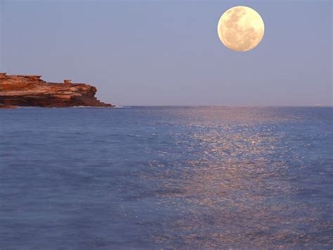 Moonrise Over Malabar Water Moon Sky Headland Hd Wallpaper Peakpx