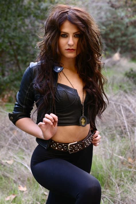 Scout Taylor Compton Photo 2 Of 12 Pics Wallpaper Photo 244184 Theplace2