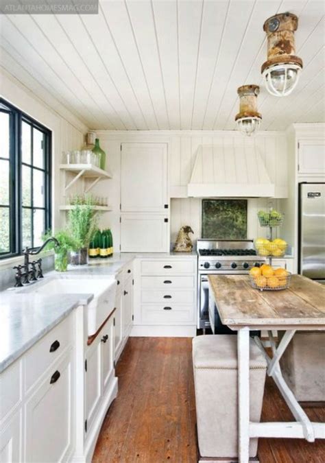Discover inspiration for your kitchen remodel and discover ways to makeover your space for countertops, storage, layout and decor. Farmhouse Kitchen Designs To Get Inspired | ComfyDwelling.com