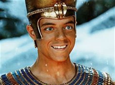 Rami malek shares a touching story about working with the late robin williams on the set of 2014's night at the museum: Screen Captures of Rami Malek As 'Ahkmenrah' in Night at the Museum 2: Battle of the Smithsonian ...