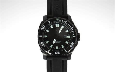 first tactical fathom dive watch everyday carry