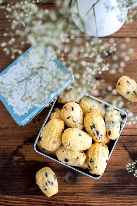 Maybe you would like to learn more about one of these? Madeleines mit Schokolade (und nicht mit Zitronen ...