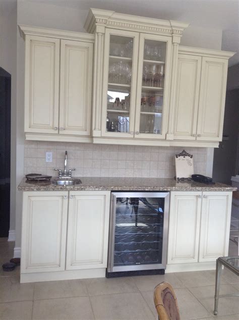 Hand & spray painted kitchens, furniture and bespoke painting. Spray Painted Kitchen Cabinets - Before | Professional Kitchen Cabinet Painting and Refinishing ...