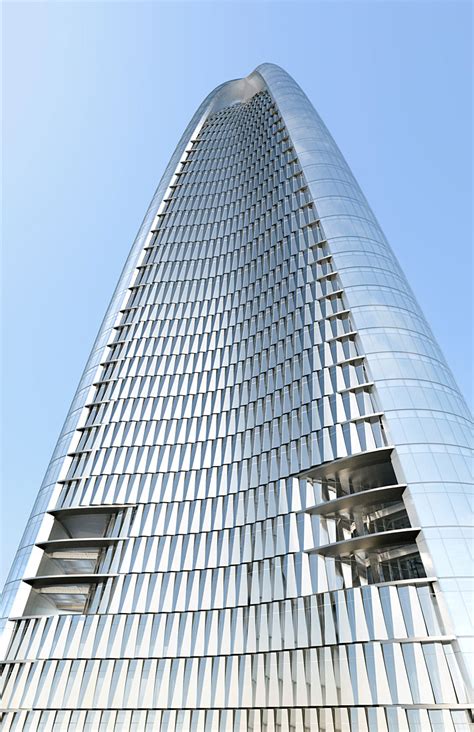 It's the second supertall skyscraper built in wuhan. Wuhan Greenland Center by Adrian Smith + Gordon Gill ...