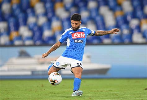 Borrowed from french insigne, from latin īnsīgne. Napoli Insigne : Insigne Proud To Be Napoli Captain News ...