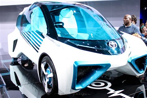 Toyotas Futuristic Concept Hydrogen Car Fcv Plus Annie Fairfax