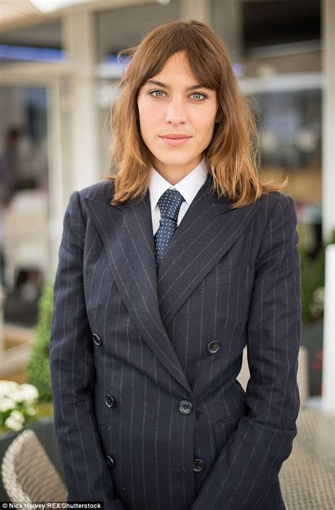 Alexa Chung Sets Frock Heavy Wimbledon Apart In Power Suit Daily Mail