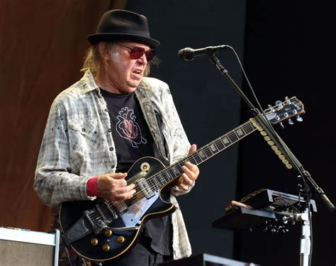 Neil Young Postpones 2019 Tour Plans, Announces 15 Film Projects - Rolling Stone