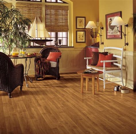 When considering laminate flooring, you have two choices: Quality laminate flooring Adelaide | Power Dekor Adelaide