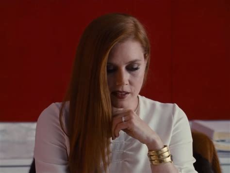 August 20, 1974) in vicenza, veneto, italy, to american parents kathryn (hicken) and richard kent adams, while her father was a u.s. Golden Bracelet Watch Amy Adams in Nocturnal Animals (2016)