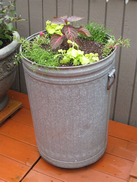 My Home Made Garbage Can Planter Patio And Garden