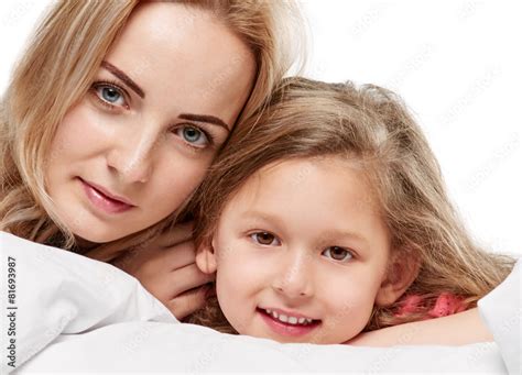 Mother And Daughter Stock Foto Adobe Stock