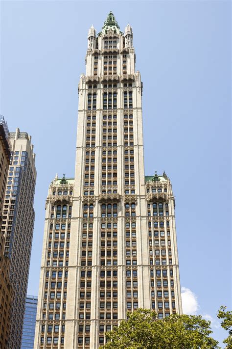The 30 Best New York City Landmarks To Visit Woolworth Building New