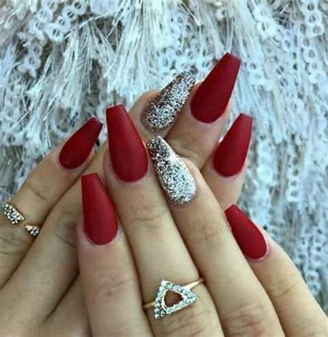 Como pintarse las unas dibujos para pintar unas 2020. 💅 41 Diseño de Uñas Color Rojo Que te Encantarán! 😍 | Uñas ...