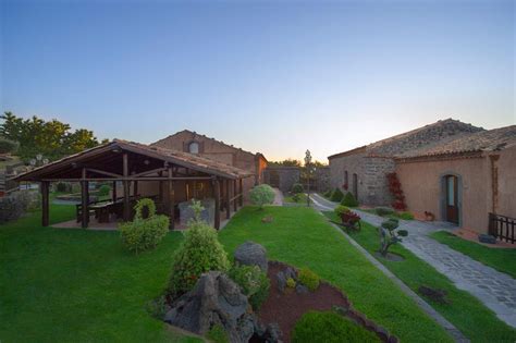 Sikelía, ältere bezeichnungen zuvor τρινακρία. Agriturismo Etna Quota Mille - Randazzo - Sizilien ...