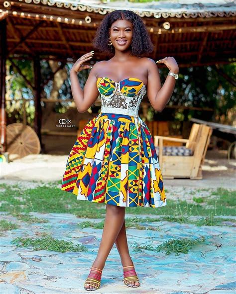 2019 Top Trendy Ankara Short Gown Styles African Print Dresses