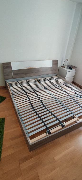 Unter dem bettgestell lässt sich leicht staubsaugen um den bereich sauber und staubfrei zu halten. Betten & Matratzen Ikea 180x200 | Kaufen auf Ricardo