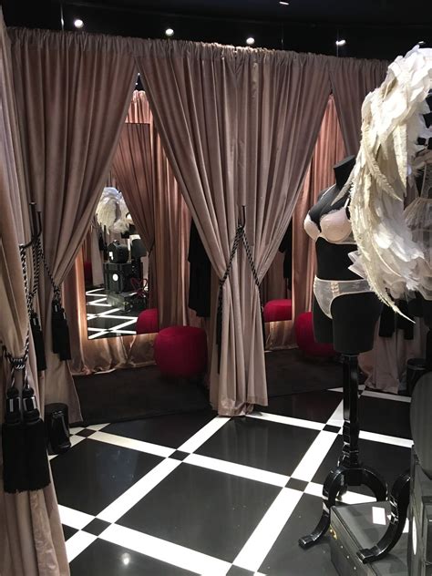 Victorias Secret New Bond Street Flagship Temporary Fitting Rooms